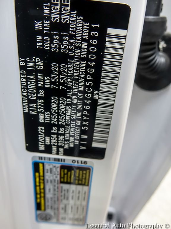 Certified Used 2023 White Pearl Kia S image 30
