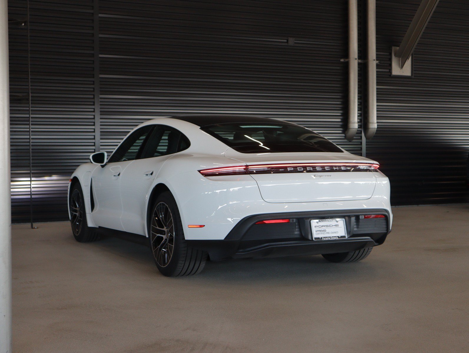 Used 2024 White Porsche  image 2