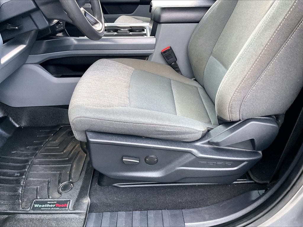 Used 2024 Carbonized Gray Metallic Ford XLT image 35