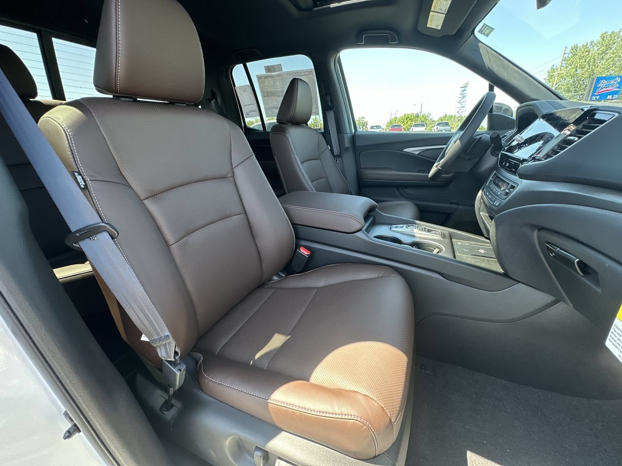 New 2026 Platinum White Pearl Honda RTL AWD image 25