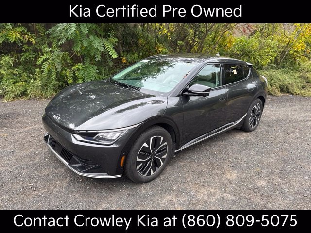 Certified Used 2024 Gray Kia Wind image 4
