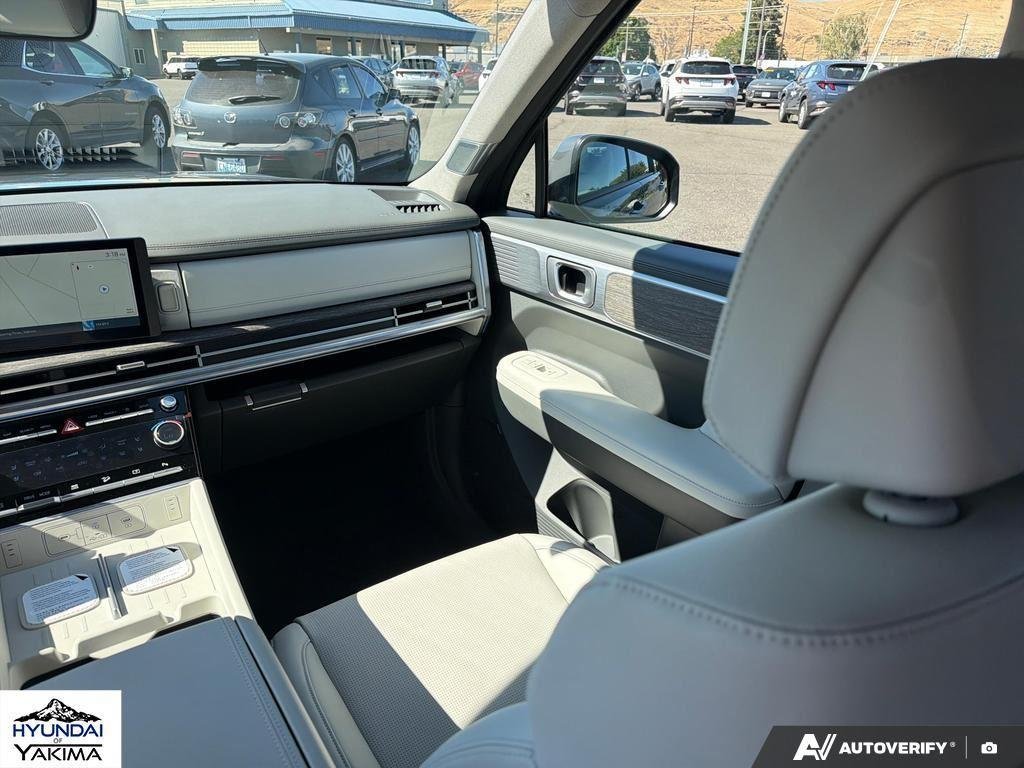 New 2026 Ecotronic Gray Hyundai Limited image 25