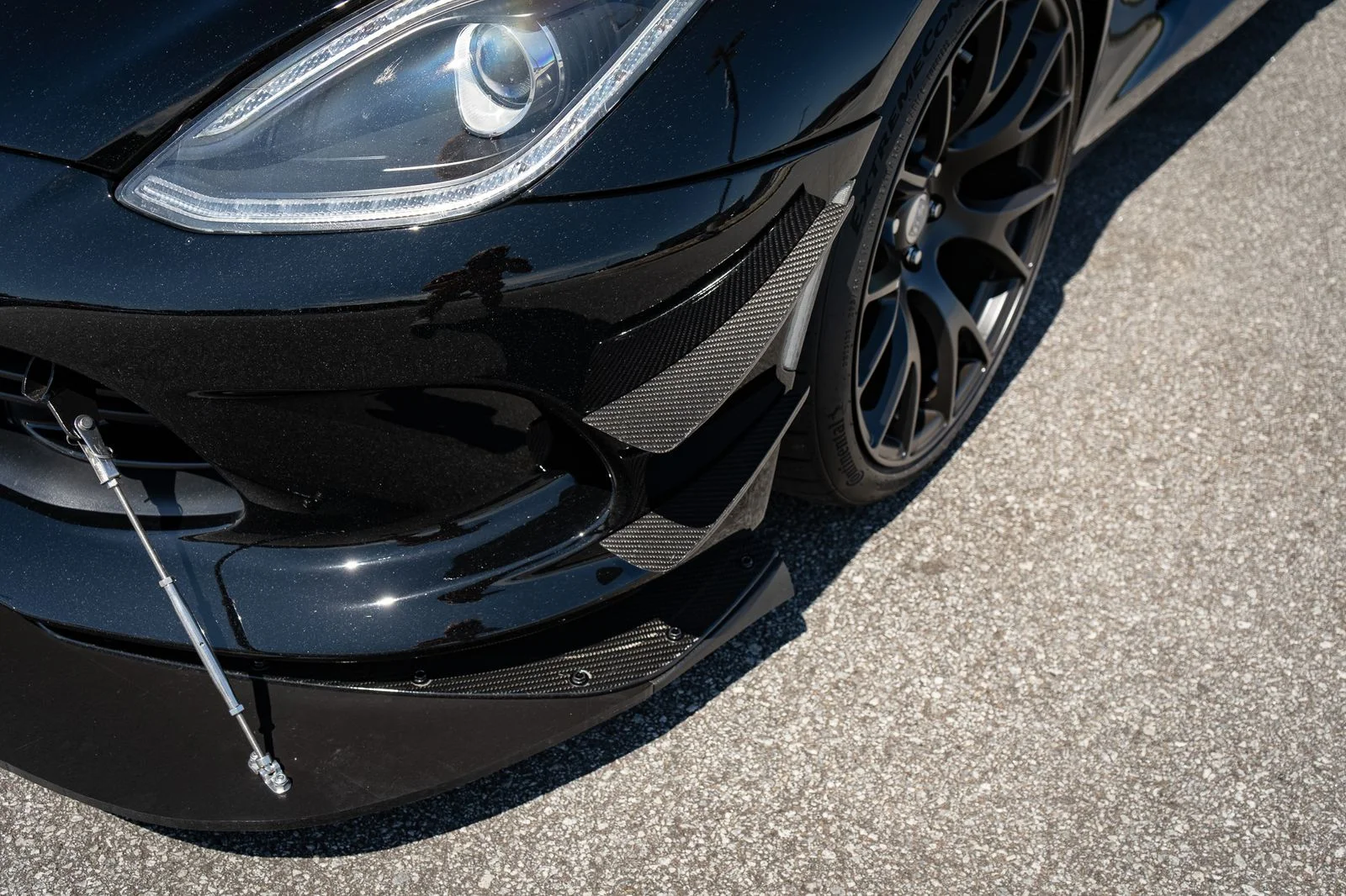 Used 2014 Black Dodge SRT image 11
