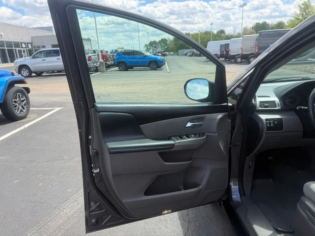 Used 2015 Gray Honda EX image 11