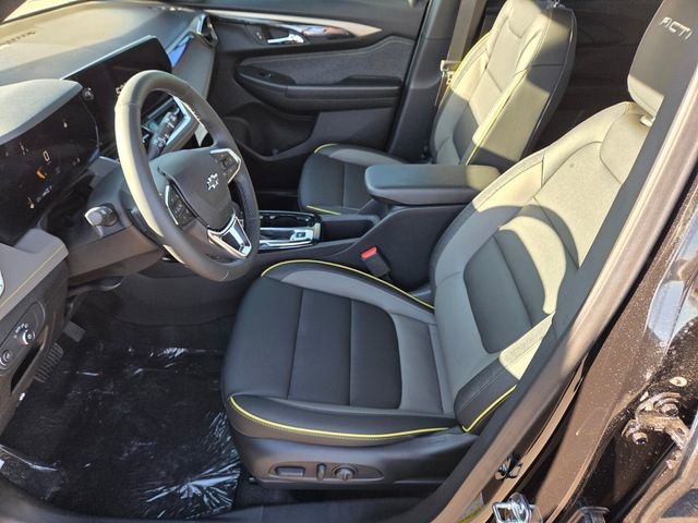 New 2026 Mosaic Black Metallic Chevrolet ACTIV image 6