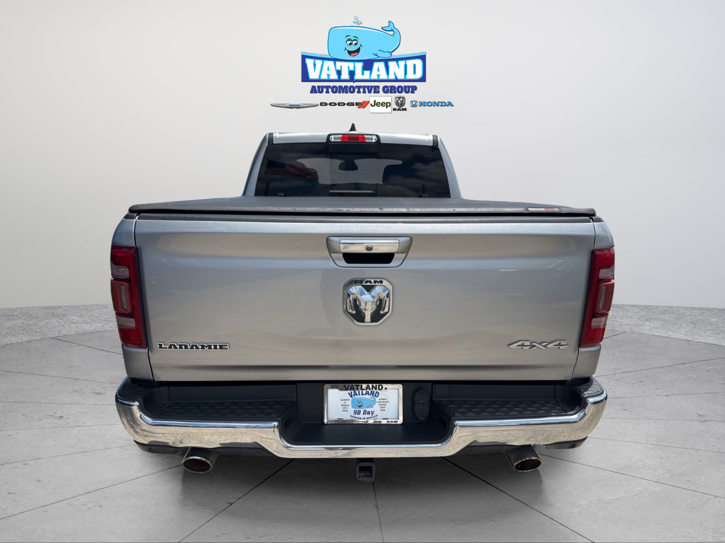 Used 2019 Silver Ram Laramie image 9