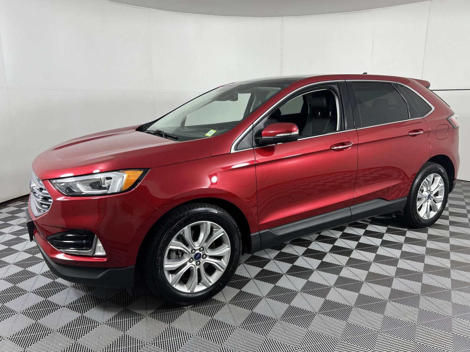 Used 2020 Rapid Red Metallic Tinted Clearcoat Ford Titanium image 7
