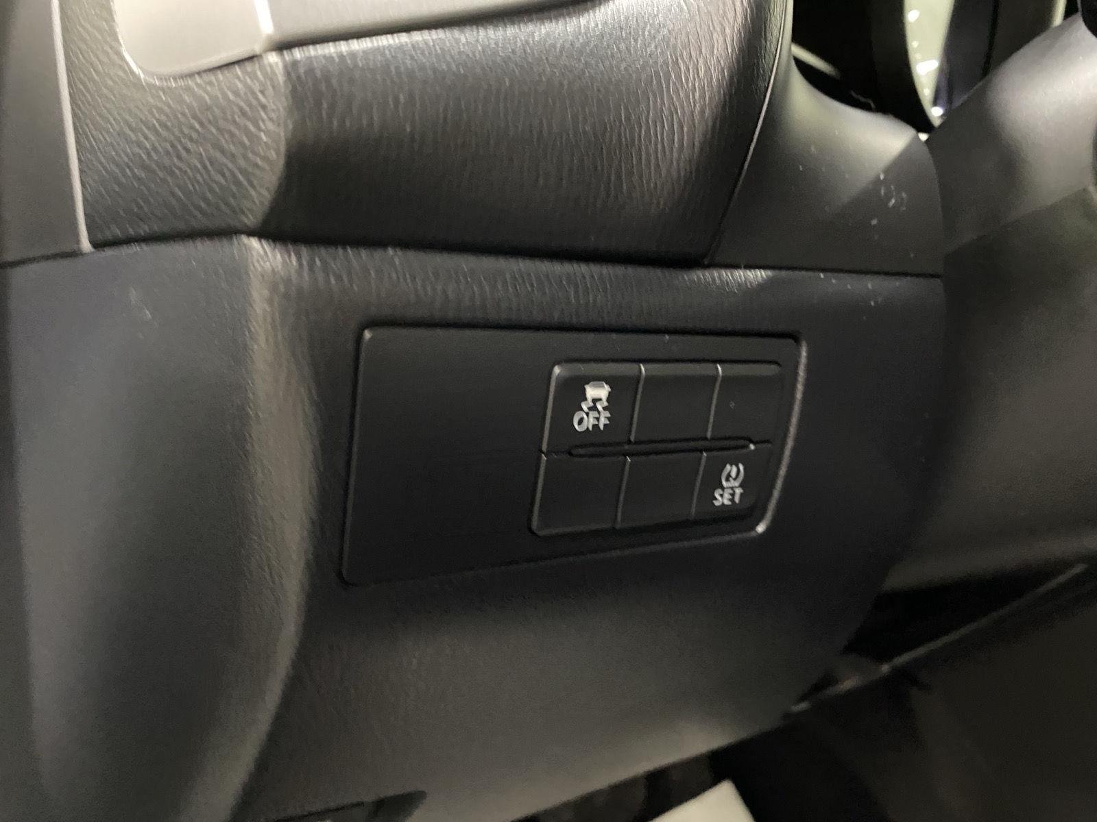 Used 2018 Eternal Blue Mica Mazda Touring image 19
