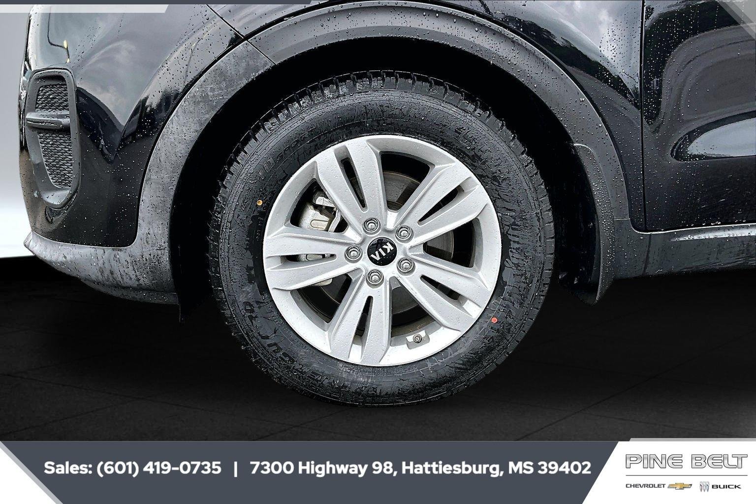 Used 2019 Black Cherry kia LX image 7