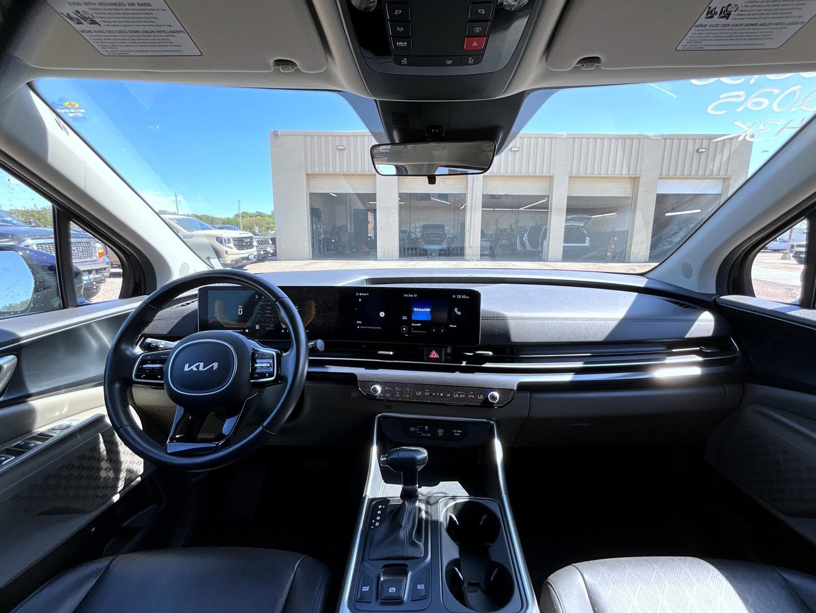 Used 2025 Blue Kia LXS image 15
