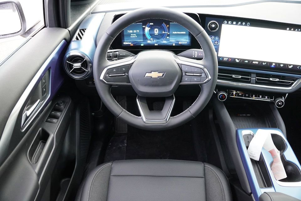 2026 Chevrolet Equinox EV 2LT - Photo 12