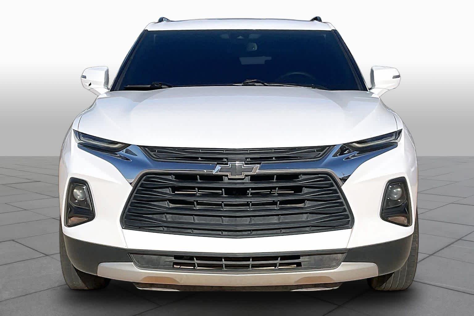 Used 2021 SUMMIT WHITE Chevrolet LT image 4