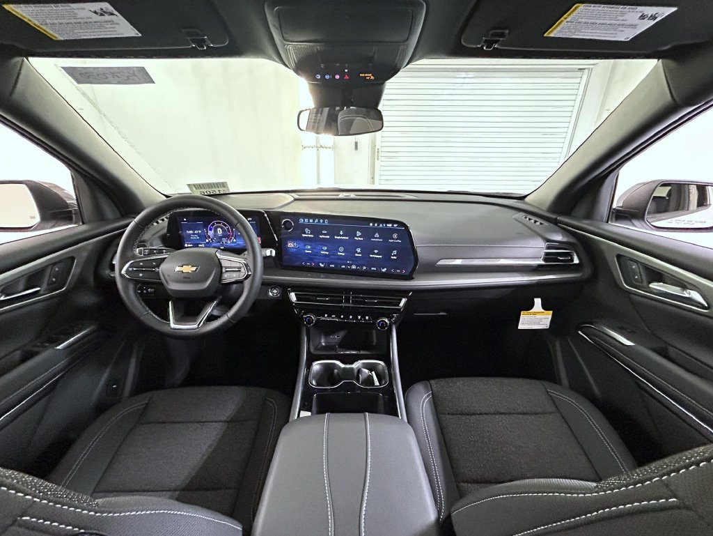 2027 Chevrolet Traverse LT - Photo 13