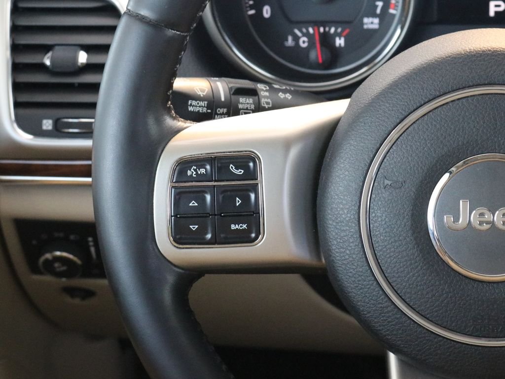 Used 2011 Gray Jeep Limited image 11