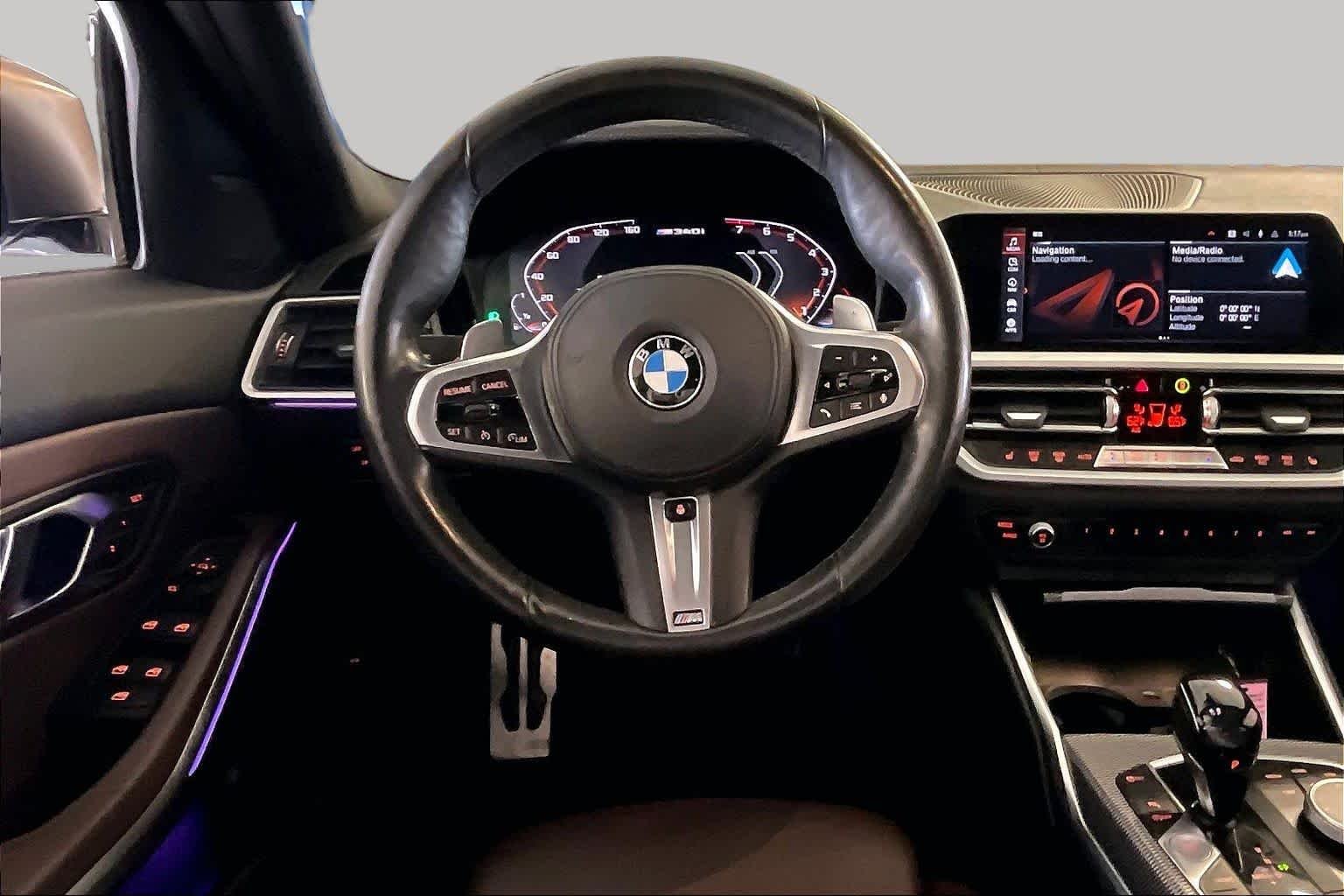 Used 2020 Alpine White BMW M340i image 5