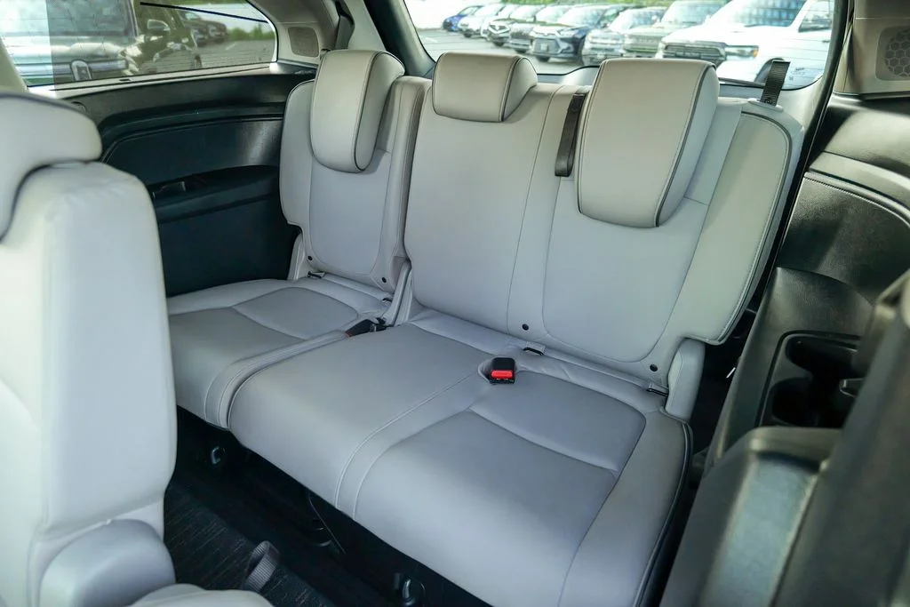 Used 2023 Gray Honda Elite image 29