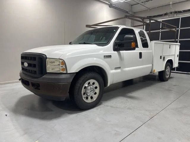 2006 Ford F-250 XL SuperCab SWB's photo