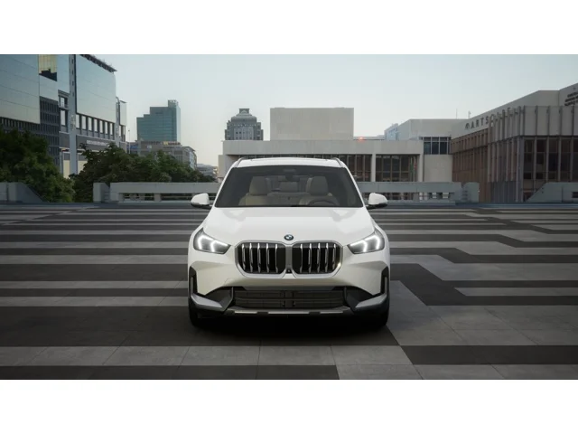 New 2027 Alpine White BMW  image 3