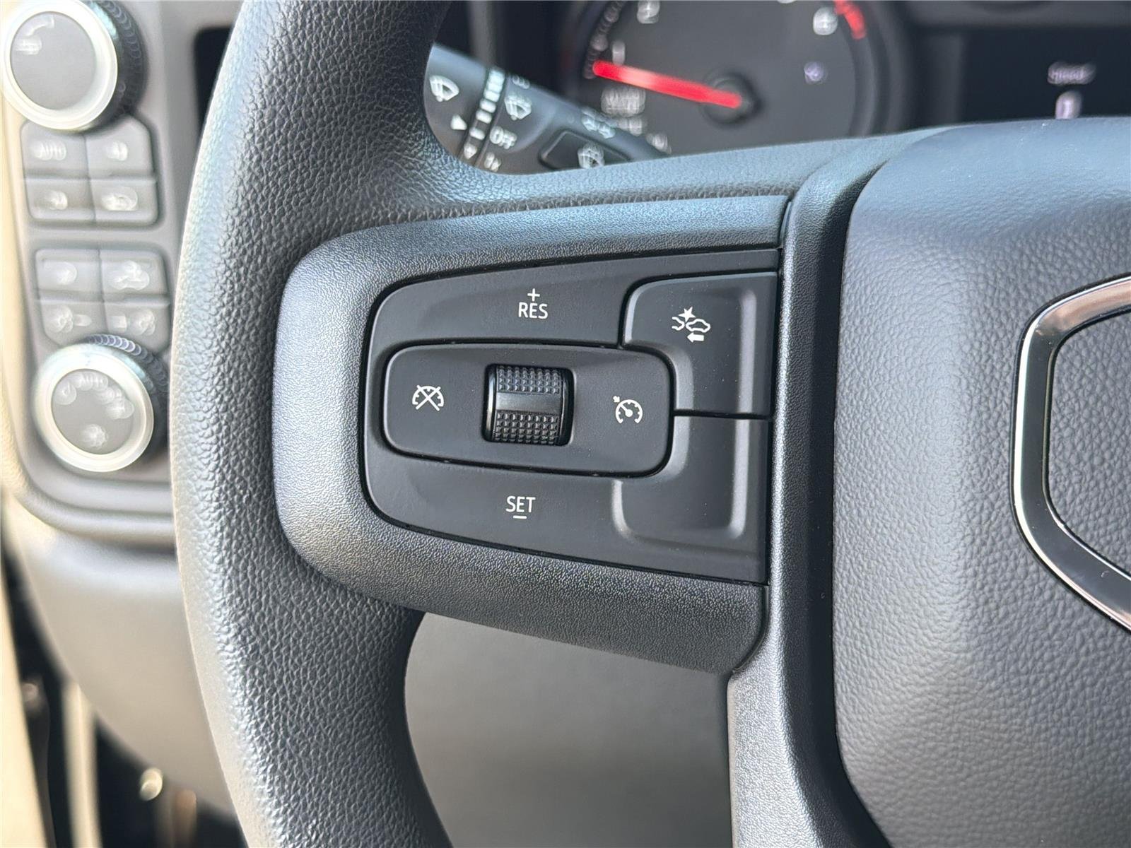 New 2026 Onyx Black GMC Pro image 24