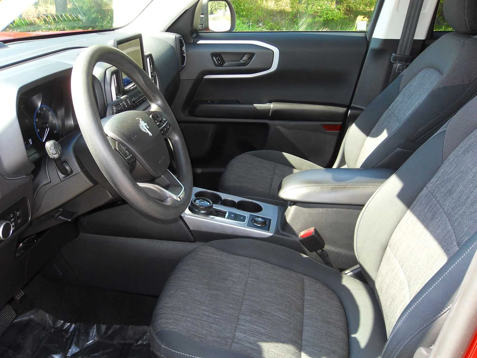 Used 2023 Hot Pepper Red Tinted Clearcoat Ford Big Bend image 26