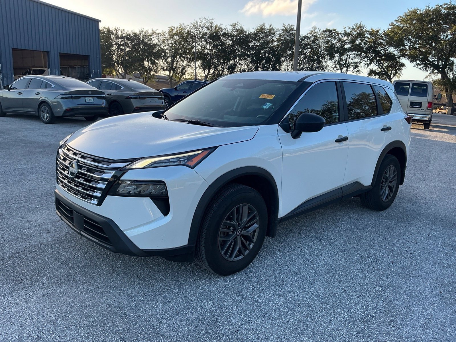 Used 2025 White Nissan S image 4