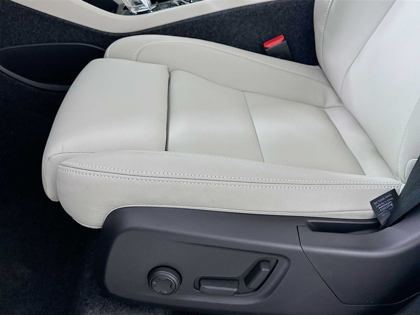 New 2026 Cloud Blue Volvo Ultra image 17