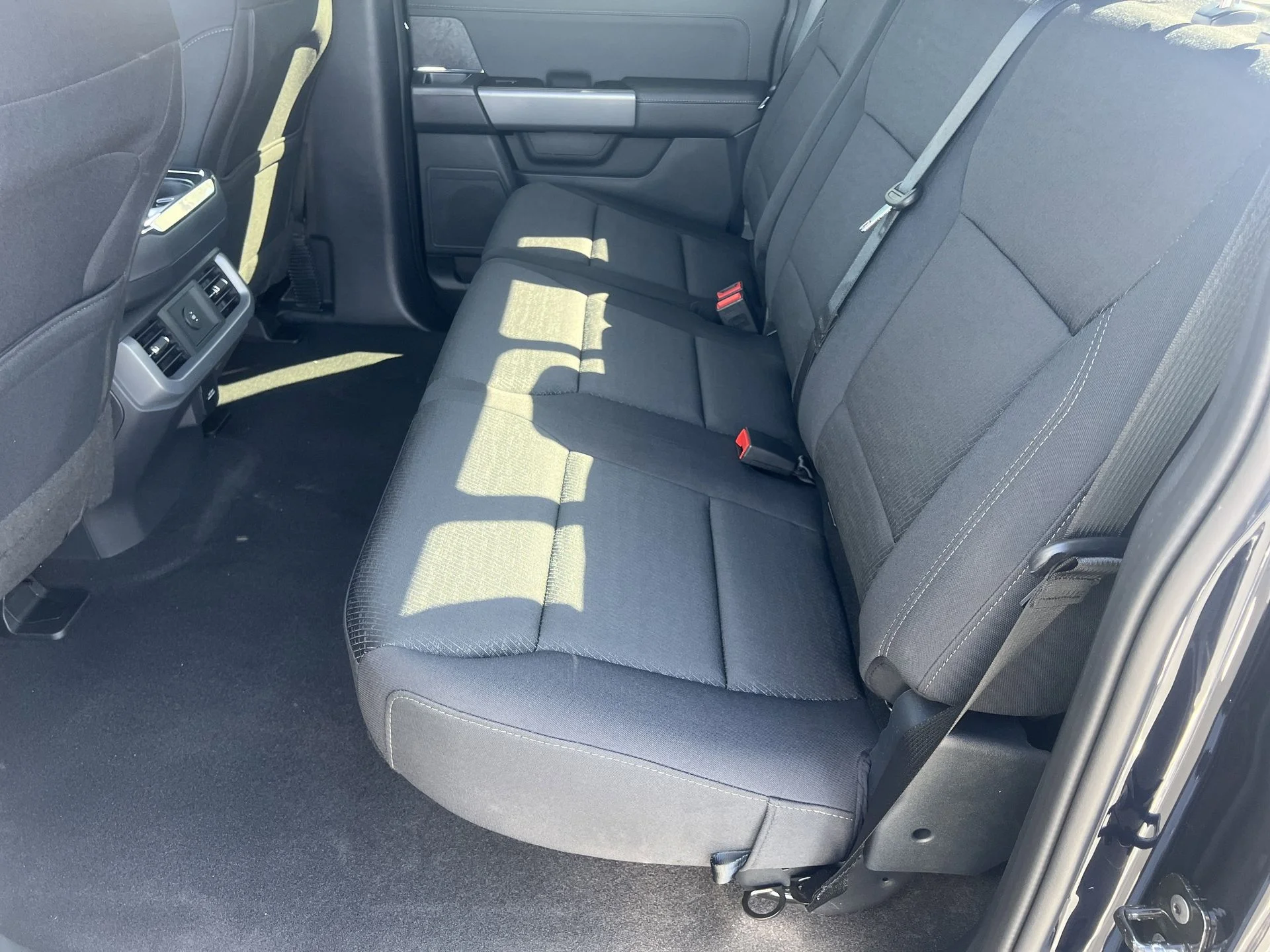 New 2026 Antimatter Blue Metallic Ford XLT image 21