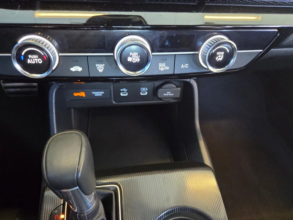 2025 Honda Civic Hatchback Sport - Photo 36
