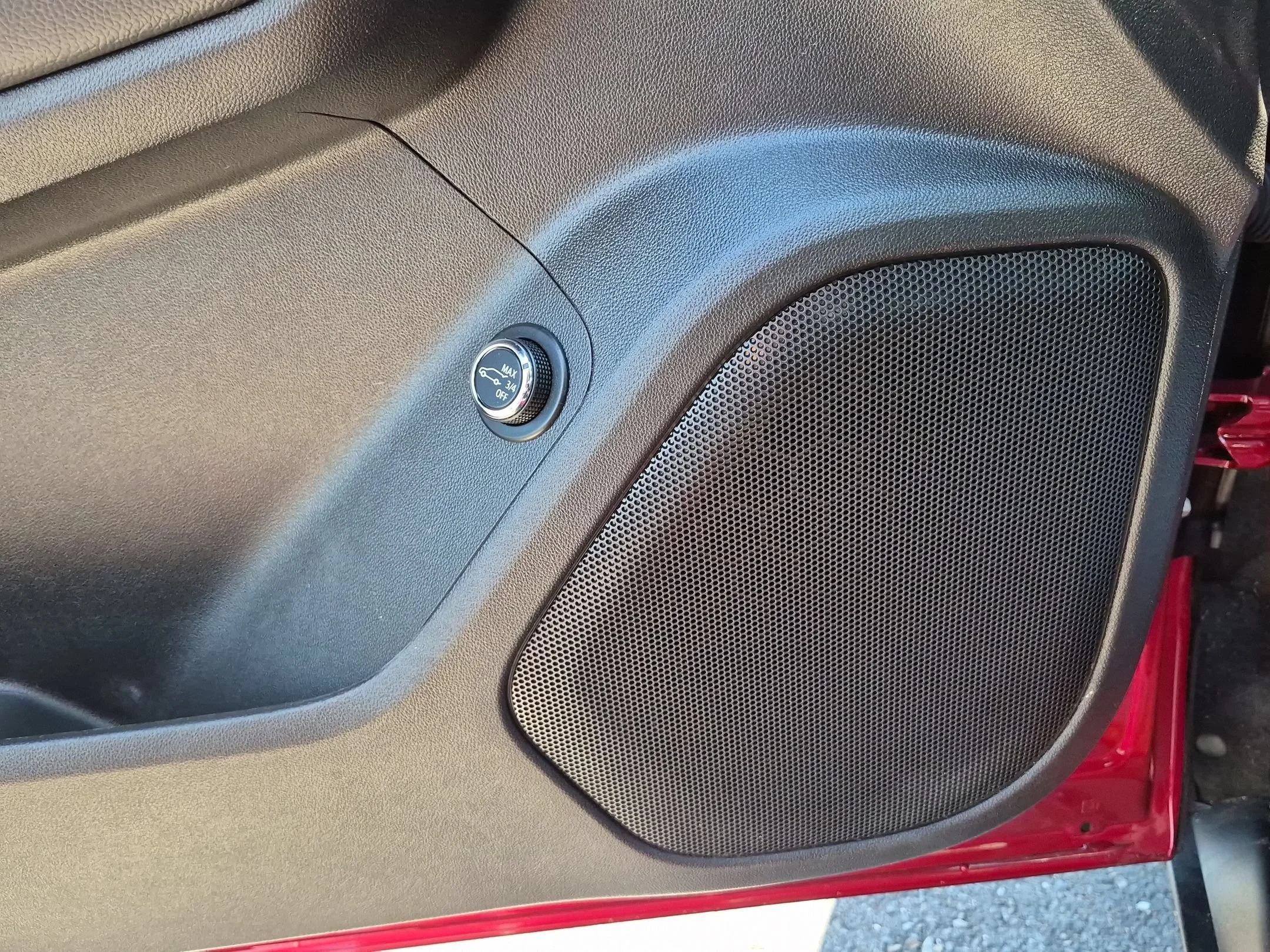 Used 2021 Cayenne Red Tintcoat GMC SLE image 21