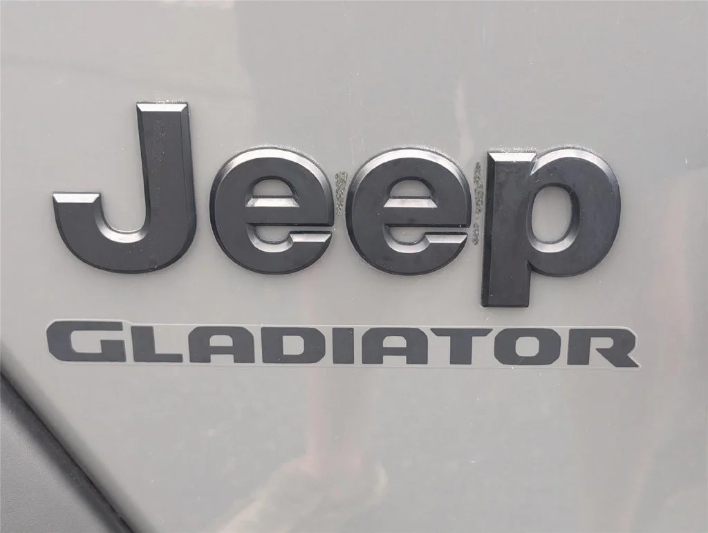 Used 2021 Sting-gray Clea Jeep Sport image 13