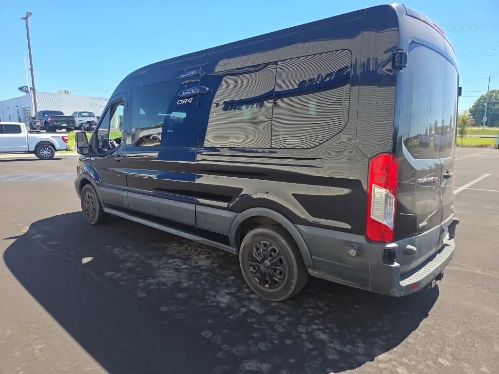 Used 2016 Black Ford XLT image 10