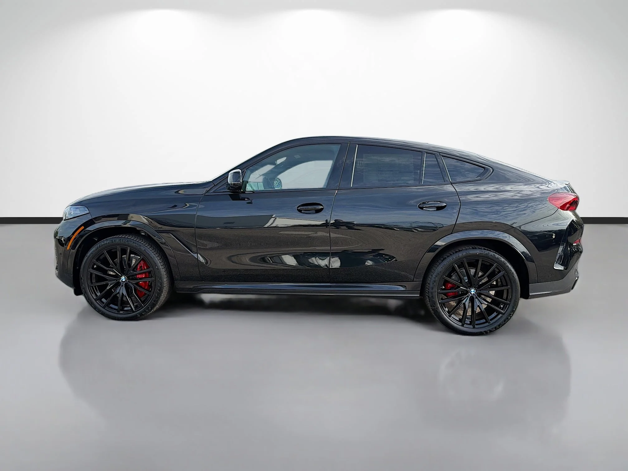 New 2026 Black Sapphire Metallic BMW xDrive40i image 6