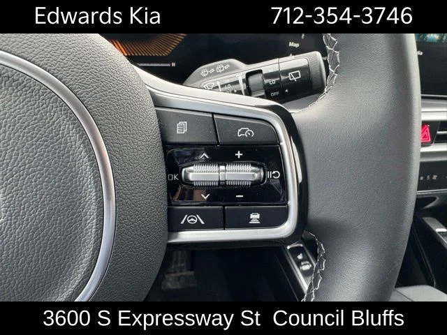2025 Kia Sorento S - Photo 18