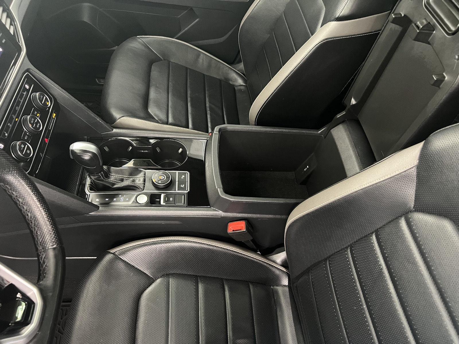 2022 Volkswagen Atlas SEL Premium R-Line - Photo 22
