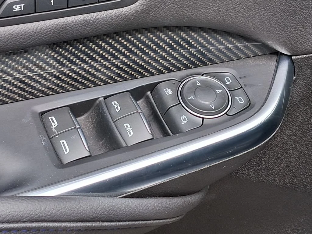 Used 2025 Crystal White Tricoat Cadillac Sport image 20