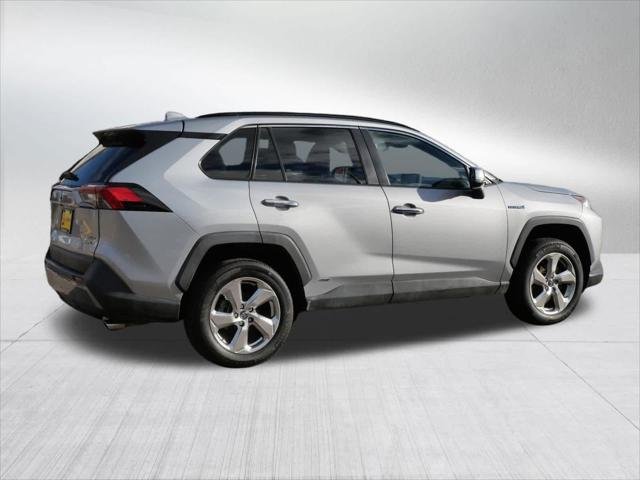 Certified Used 2021 SILVER SKY METALLIC Toyota  image 8