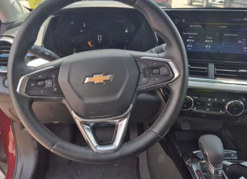 Used 2025 Red Chevrolet LT image 13