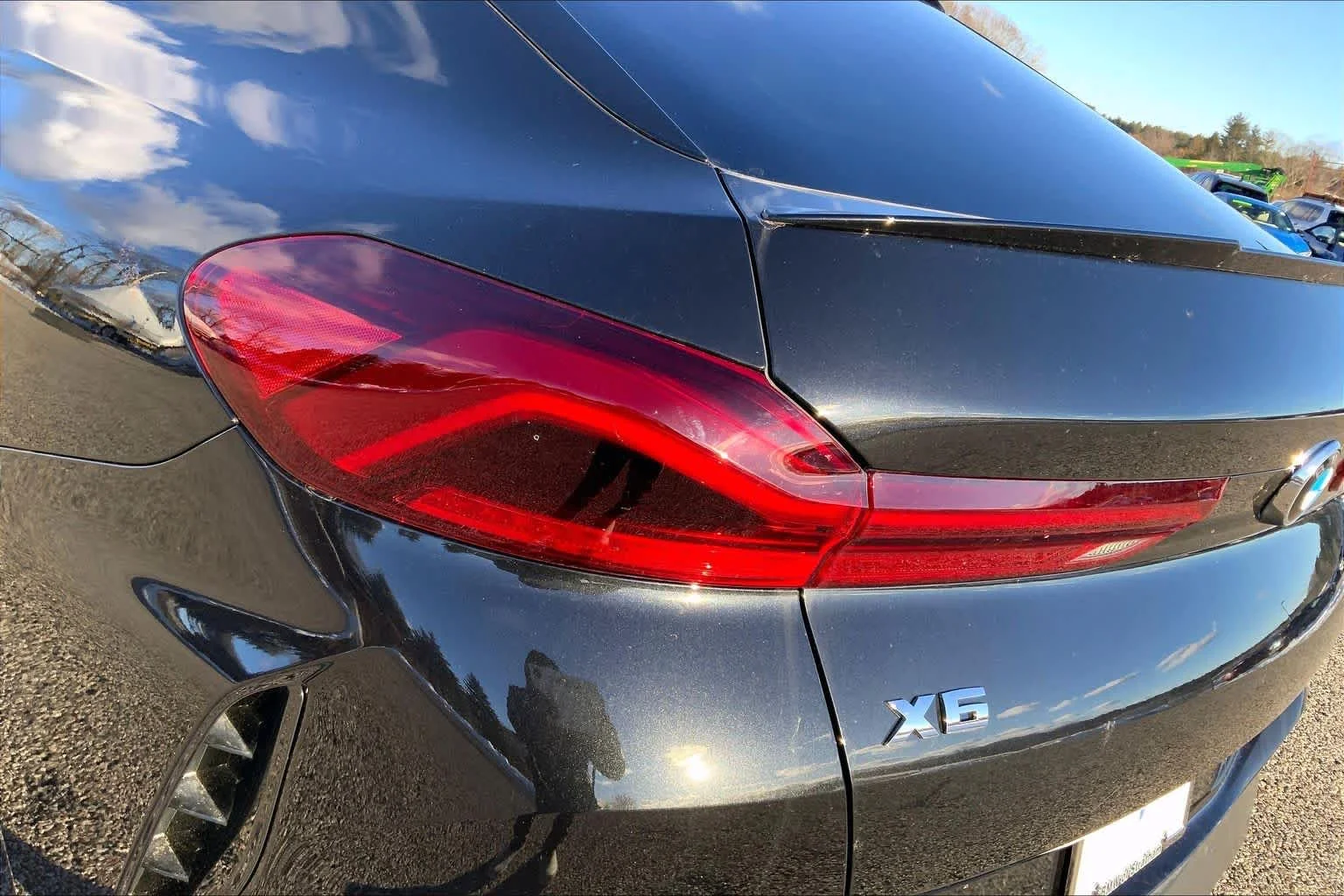 New 2026 Black Sapphire Metallic BMW M60i image 14