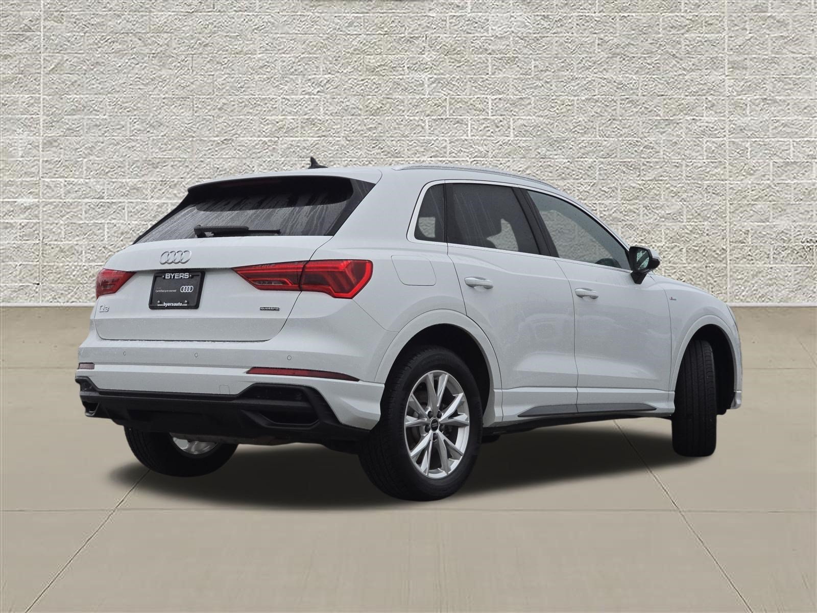 Used 2025 Glacier White Audi S line Premium image 7