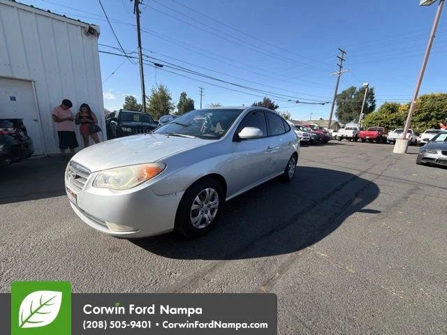 Used 2009 Silver Hyundai GLS image 1