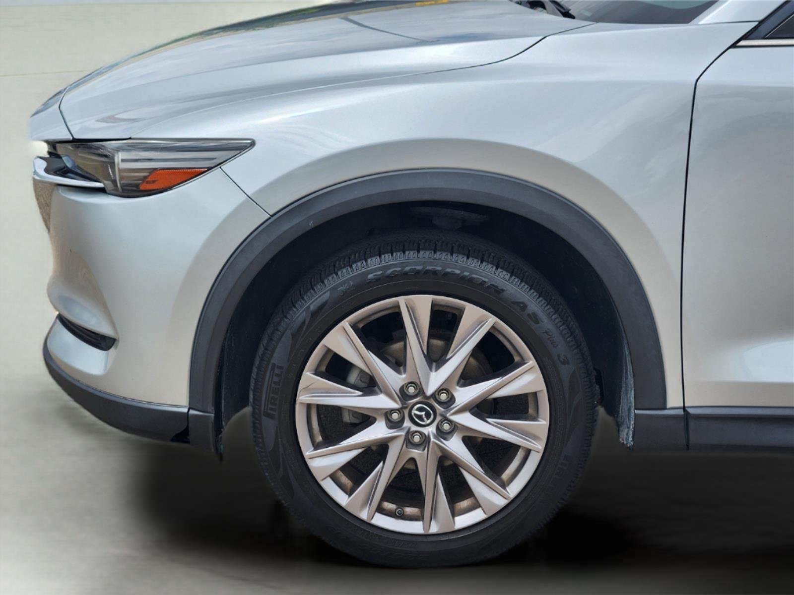 Used 2020 Sonic Silver Metallic Mazda Grand Touring image 8