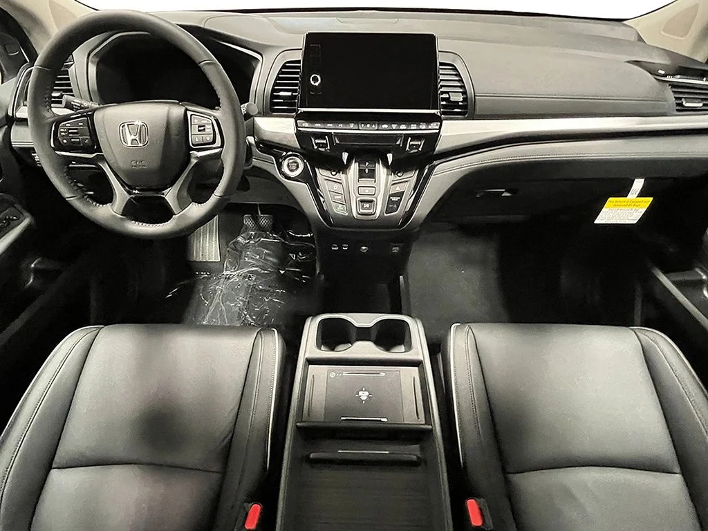 New 2026 Crystal Black Pearl Honda Touring image 23