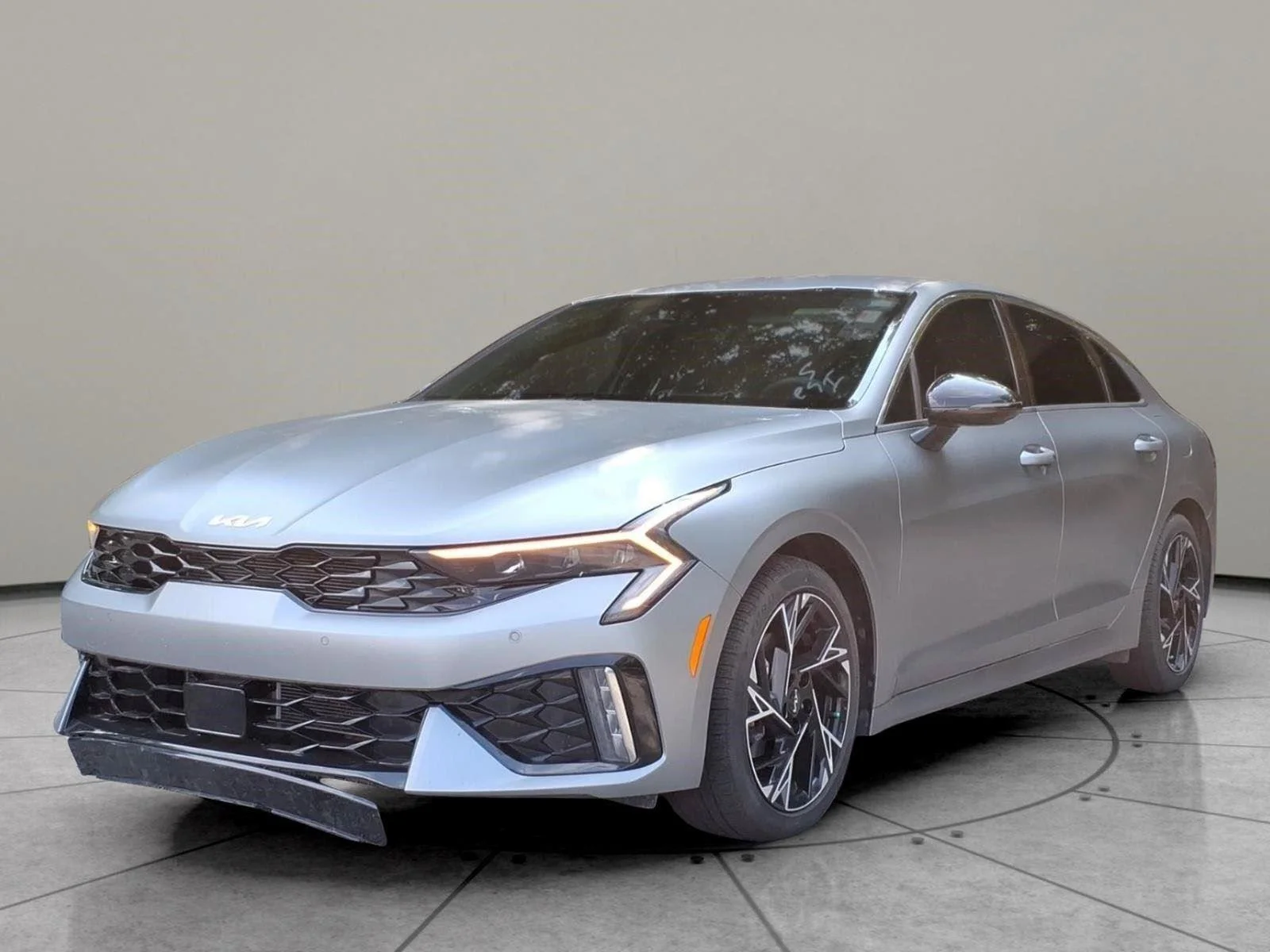 Used 2025 Steel Matte Gray Kia GT-Line image 1