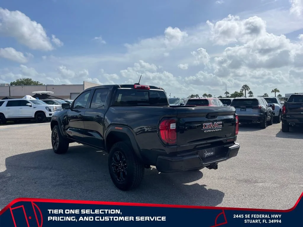 Certified Used 2025 Onyx Black GMC Elevation image 5