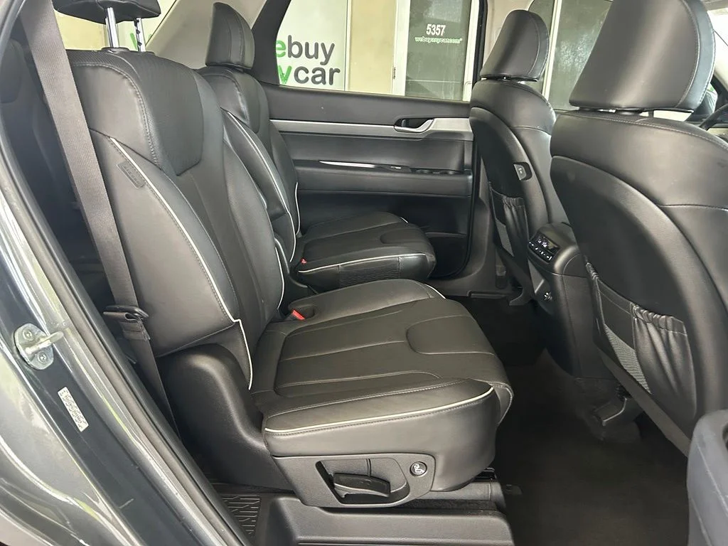 Used 2025 Gray Hyundai SEL image 24