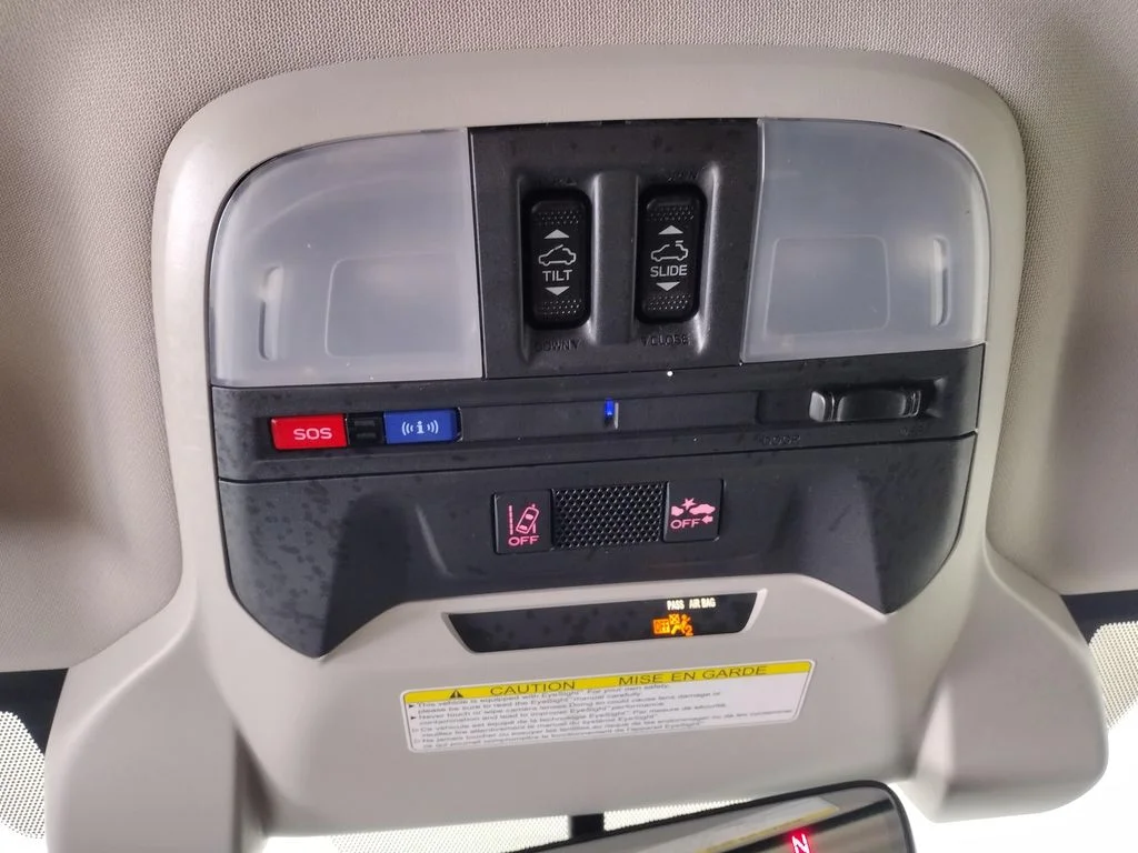 Used 2019 Gray Subaru 2.0i Limited image 34