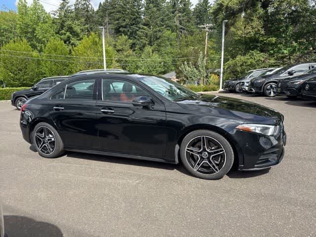 Used 2020 Night Black Mercedes-Benz A 220 image 4