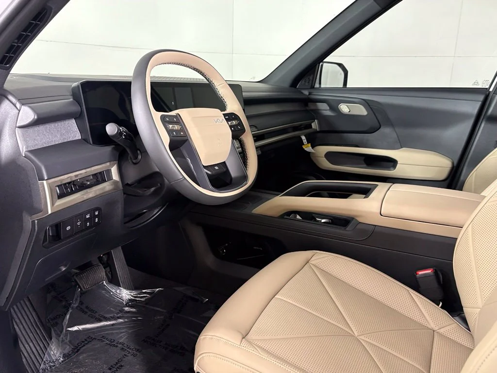 New 2027 Glacial White Pearl Kia EX image 23