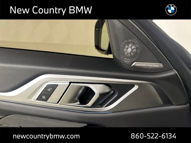 Used 2024 Black Sapphire Metallic BMW M440i xDrive image 23