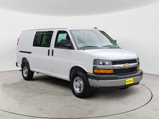 2025 Chevrolet Express Cargo Work Van - Photo 7